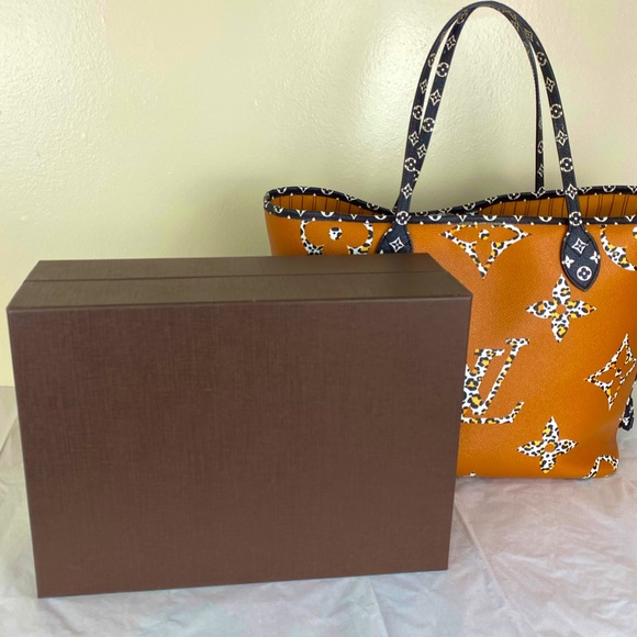 Authentic Louis Vuitton Box - Picture 2 of 8